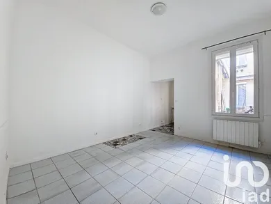 Apartment in Bordeaux (33000)