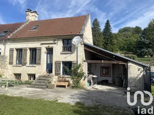 Village house at Autrêches (60350)