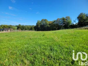 Terrain à bâtir à Saint-Germain-les-Vergnes (19330)