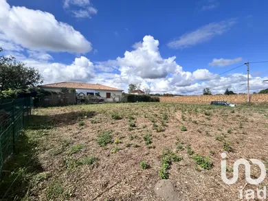 Building plot at Sault-de-Navailles (64300)