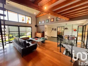 Architectural house at Saint-Romain-au-Mont-d'Or (69270)