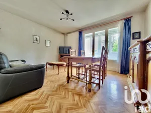 Apartment at Saint-Étienne (42100)