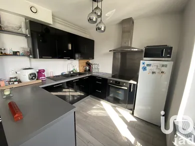 Apartment in Nemours (77140)