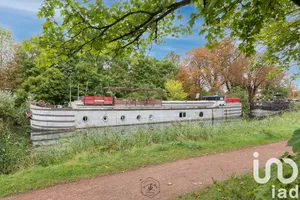 Barge at Metz (57000)