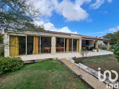 Maison traditionnelle à Varaize (17400)