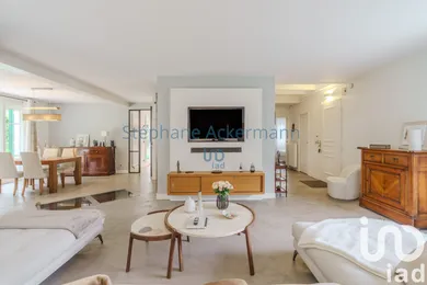 Maison à Magny-le-Hongre (77700)