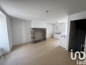 Immeuble à Mauriac (15200)