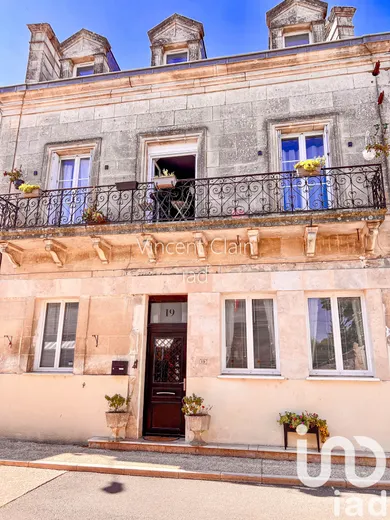 Maison à Villefagnan (16240)