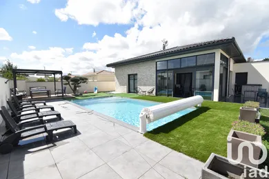 Maison à Saint-Clar-de-Rivière (31600)