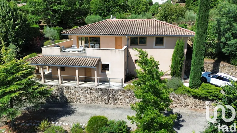 Maison 5 pièces 182 m² · à Joyeuse · 181,6 m² · 475 000 €