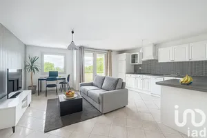 Apartment at Chennevières-sur-Marne (94430)