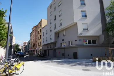 Parking à Grenoble (38000)