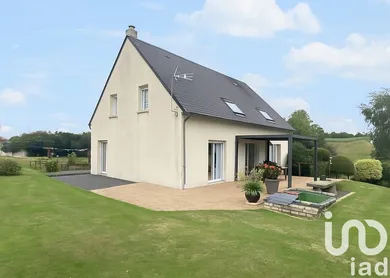 Maison à Bourgvallées (50750)