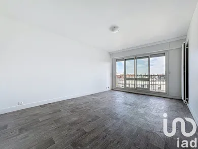 Appartement à Le Bourget (93350)