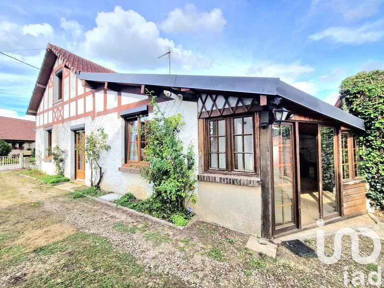 Maison 5 pièces 84 m² · à Forges-les-Eaux · 84 m² · 130 000 €