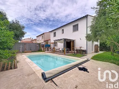 Traditional house at Palau-del-Vidre (66690)