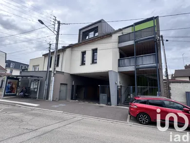 Apartment at Troyes (10000)