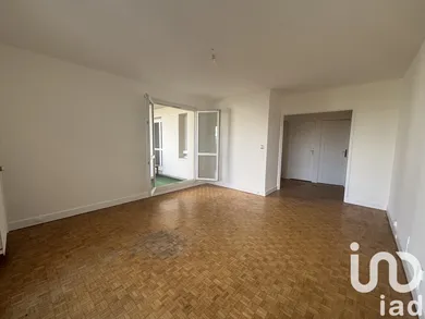 Appartement à Noisy-le-Grand (93160)