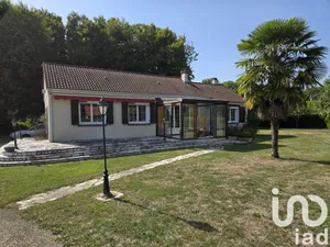 Maison de village à Chuelles (45220)