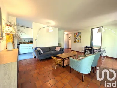 Apartment at Aix-en-Provence (13100)