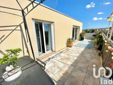 Apartment in Villeneuve-le-Roi (94290)