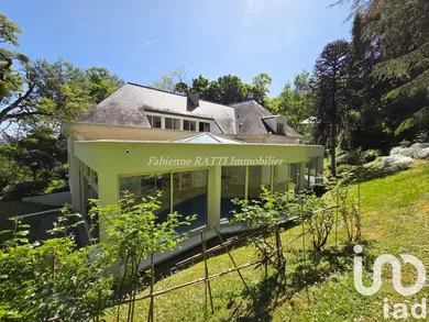 Demeure à Le Port-Marly (78560)