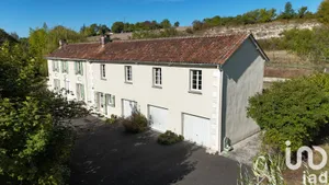 House in Montmoreau (16190)
