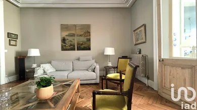 House at La Madeleine (59110)