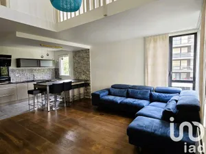 Duplex at Asnières-sur-Seine (92600)
