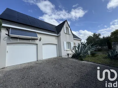 House in Distré (49400)