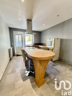 Maison de village à Courson-les-Carrières (89560)