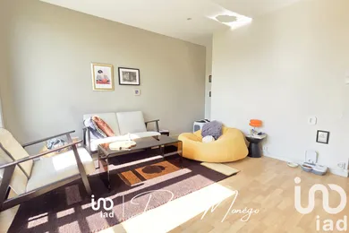 Apartment in Chatou (78400)