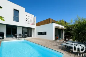 Maison à La Rochelle (17000)