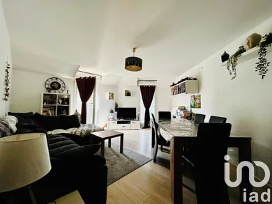 Apartment in Saulx-les-Chartreux (91160)