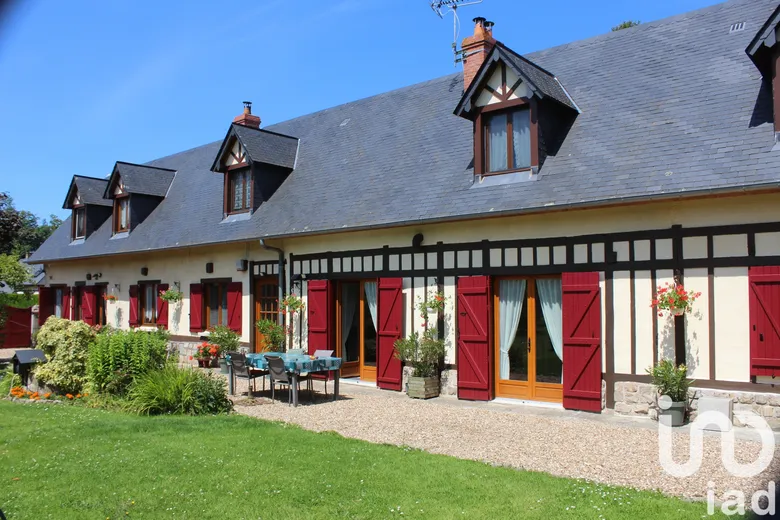 Maison 9 pièces 250 m² · à Néville · 250 m² · 398 000 €