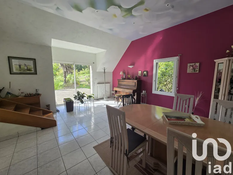 Maison 5 pièces 193 m² · à Mouais · 193 m² · 270 000 €