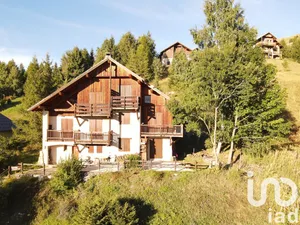 Apartment at Villard-Reculas (38114)