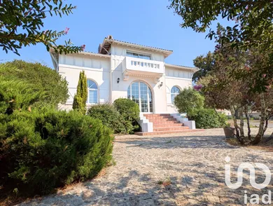 House at Belin-Béliet (33830)