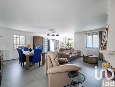 House at L'Haÿ-les-Roses (94240)