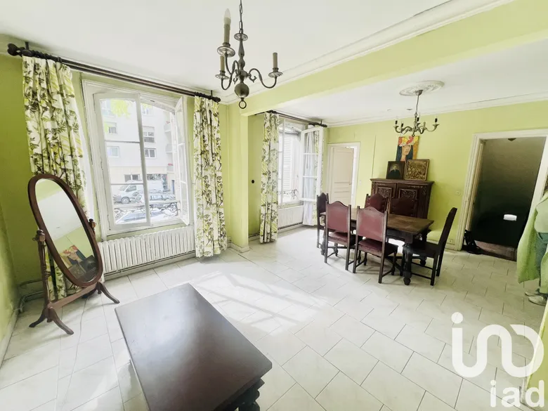 Immeuble 3 pièces 121 m² · à Creil · 121,5 m² · 175 000 €