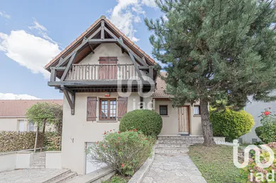 Traditional house at Villepinte (93420)