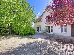 House at Saint-Pierre-lès-Nemours (77140)