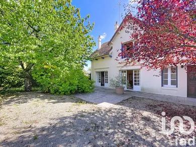 House at Saint-Pierre-lès-Nemours (77140)