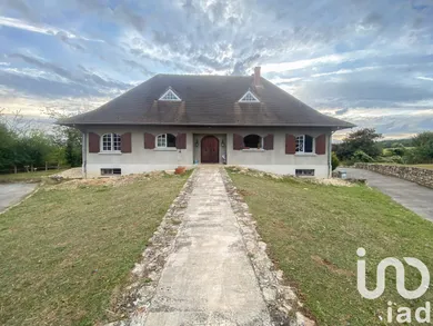 Park home at Neuilly-Saint-Front (02470)