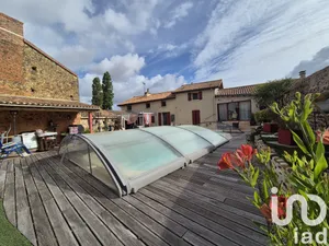 House at Thouars (79100)