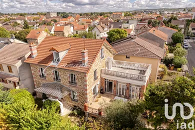 Traditional house at Les Pavillons-sous-Bois (93320)