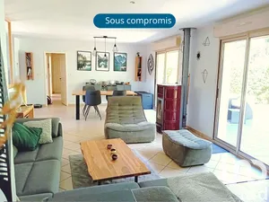 House at Longuenée-en-Anjou (49770)