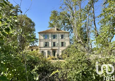 Demeure à Arles (13200)