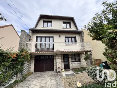 House at Gagny (93220)