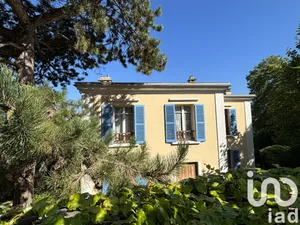 Maison traditionnelle à Le Port-Marly (78560)